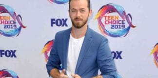 ‘Dancing With The Stars’ Pro Breaks Silence on Dropped Domestic Violence Case news-27092024-054103