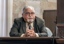 former-detective-accused-of-assaulting-black-women-found-dead-before-trial