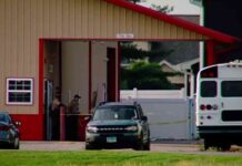 chatham-llinois-crash-victims-dentified-driver-not-in-custody